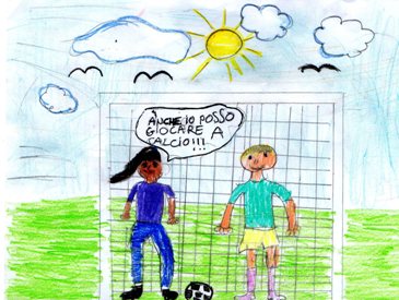 disegno di bambino e bambina che giocano a calcio