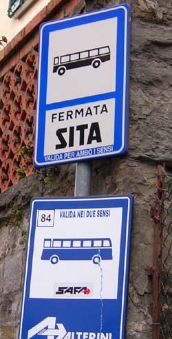 la fermata dell'autobus