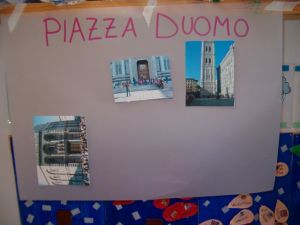cartellone della ricostruzione di piazza Duomo